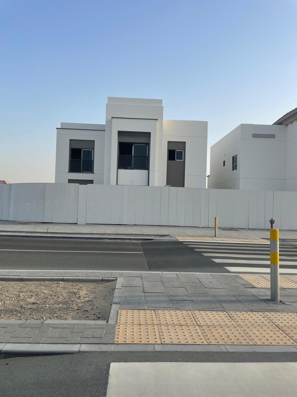 فاي الريمان 1, الريمان 2, الشامخة, ابوظبي — 2